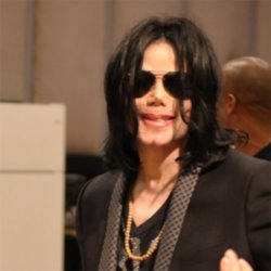 Michael Jackson's death bed sold for £9,600