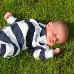 New mother hails onesie for saving baby's life