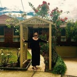 Adele visits Neighbours set Instagram (c) 