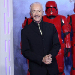 Anthony Daniels is set to collect around $1 million for his C-3PO head