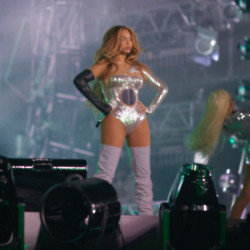 Beyonce has a huge team working on her tour
