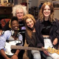 Brian May and King's Daughters (c) Instagram 