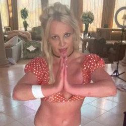 Britney Spears has sparked more concerns among fans by sporting a bandage on her arm and apparent cuts on her arm after dancing with a pair of huge knives
