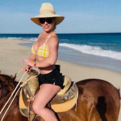 Britney Spears went horse shopping amid reports of her break-up (c) Instagram