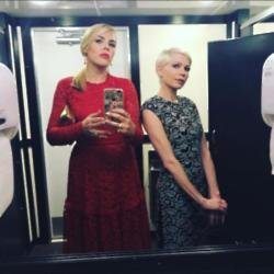 Busy Philipps and Michelle Williams (c) Instagram