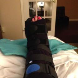 Carrie Underwood's sprained foot