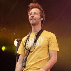 Chesney Hawkes wants Adele to record one of his songs