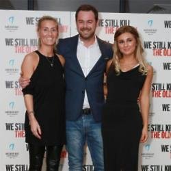 Dani Dyer with her parents 