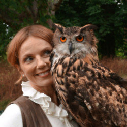 Geri Horner with an owl