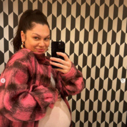 Heavily pregnant Jessie J feels as if she ‘may as well sleep on the toilet’ as she battles flu
