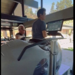 Jeremy Renner walks on a treadmill just months after being crushed by a snow plough (C) Jeremy Renner/Twitter