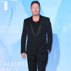 Julian Lennon has performed Imagine for the first time to aid the refugee crisis prompted by the war in Ukraine