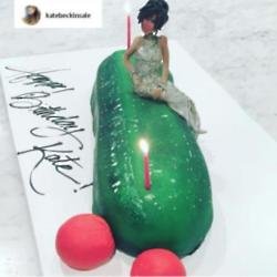 Kate Beckinsale's cake (c) Instagram/Kate Beckinsale