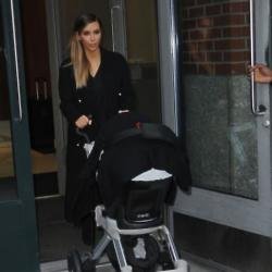 Kim Kardashian with baby North