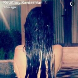 Kourtney Kardashian (c) Snapchat
