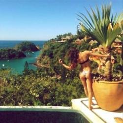 Lea Michele's sexy Instagram snap 