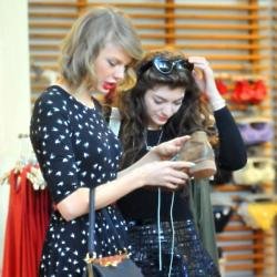 Lorde and Taylor Swift 