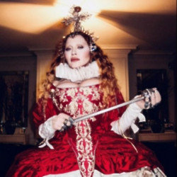 Madonna unveils Halloween costume (C) Madonna/Instagram