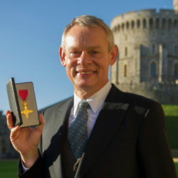 Martin Clunes on how he learned of the death of the Queen