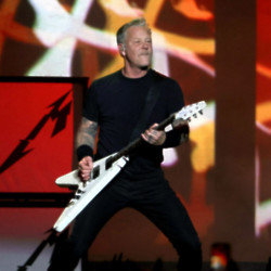 James Hetfield wants a microphone with a straw