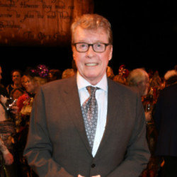 Michael Crawford pays tribute to Queen Elizabeth