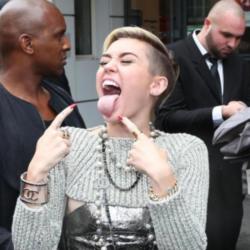 Miley Cyrus in Paris