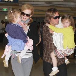 Nicole Kidman with Keith Urban and their daughters