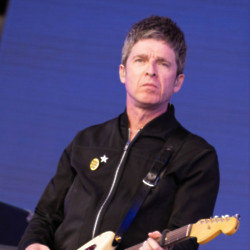 Noel Gallagher will never be a flamboyant stage star