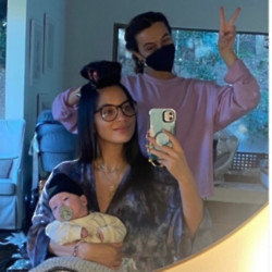 Olivia Munn enjoyed a surprise hairstyling session (c) Instagram
