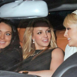 Paris Hilton now talks to Lindsay Lohan about motherhood
