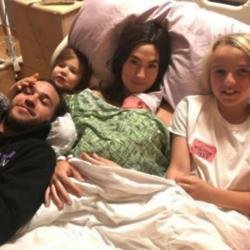Pete Wentz and his family (c) Instagram