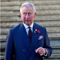 Prince Charles pays respect 