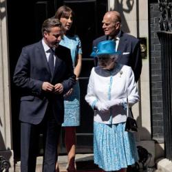 Queen Elizabeth and David Cameron