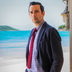 Ralf Little did not want to leave Death in Paradise