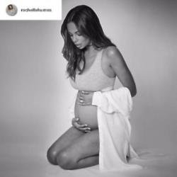 Rochelle Humes showing off baby bump (c) Instagram