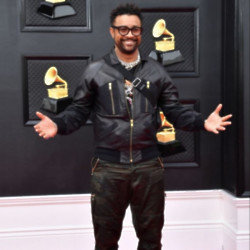 Shaggy thinks trying new things is the key to achieving longevity in showbiz