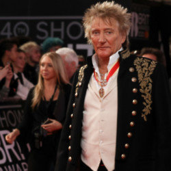 Sir Rod Stewart is no longer selling his music rights to Hipgnosis