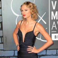 Taylor Swift wears Herve Leger at the MTV VMAs