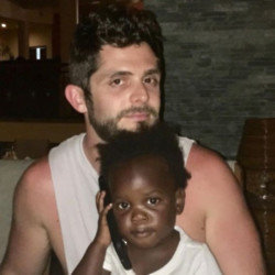 Thomas Rhett and daughter Willa (c) Instagram