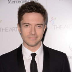 Topher Grace and Ashley Hinshaw expecting third child together