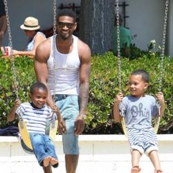 Usher with sons Naviyd and Usher V