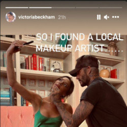 Victoria and David Beckham (c) Instagram