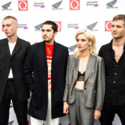 Wolf Alice have decided to delay their tour