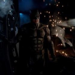 Zack Snyder teases new Batsuit on Twitter
