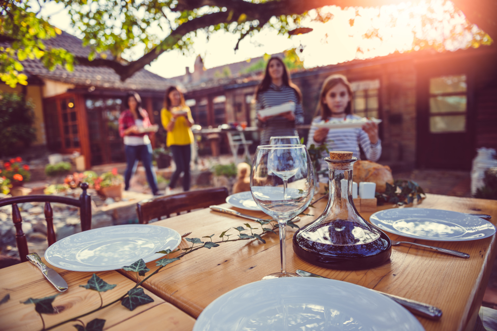 Things you only know if you hate eating al fresco