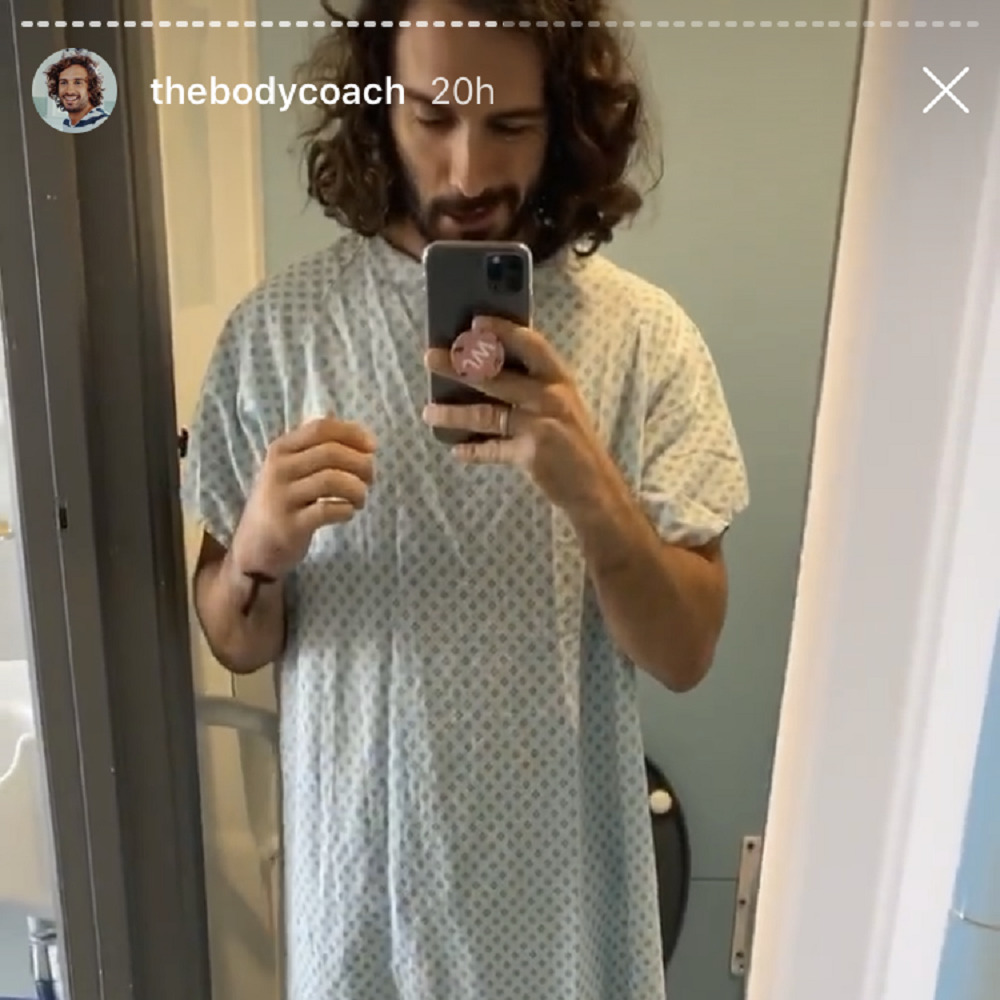 Joe Wicks in his hospital gown