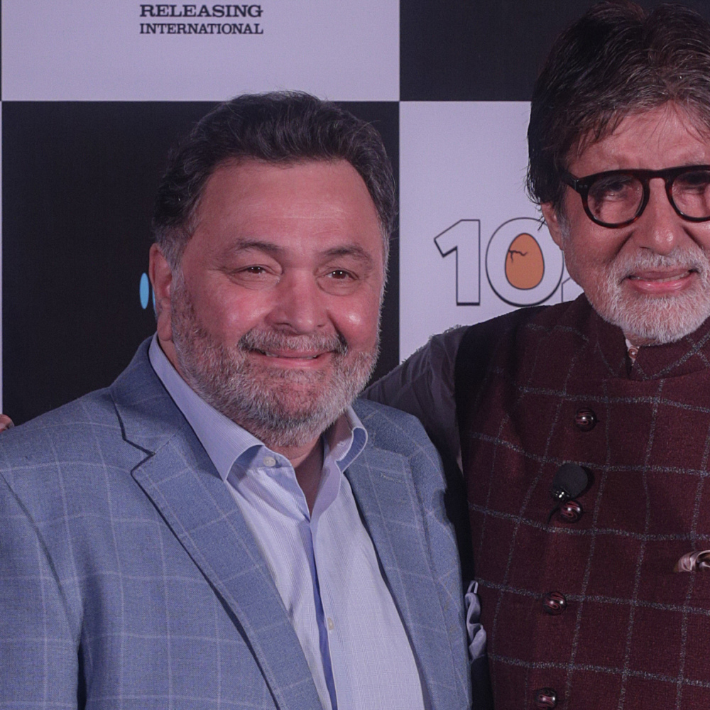 Rishi Kapoor, left, with Amitabh Bachchan