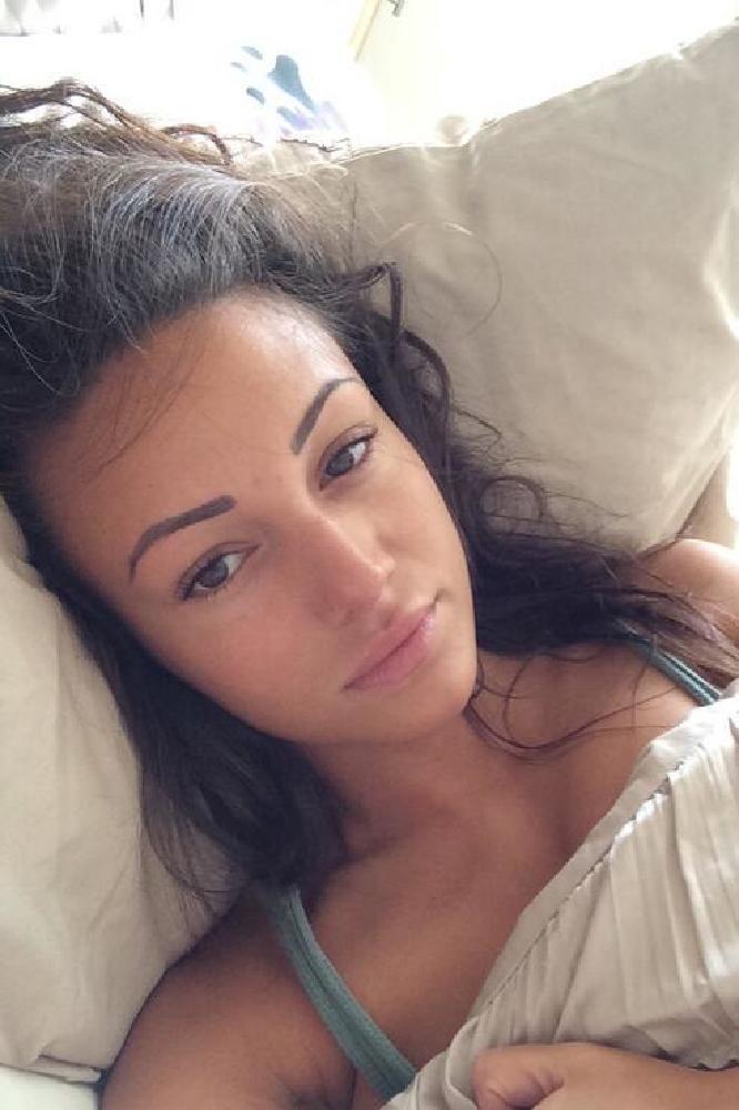 Michelle Keegan supported the #nomakeup selfie trend