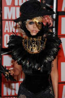 Lady Gaga Hat Hairstyle