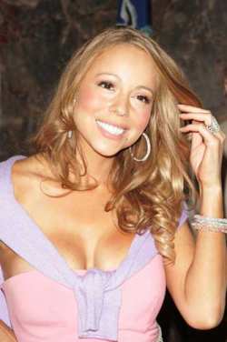 http://www.femalefirst.co.uk/image-library/port/376/m/mariah-carey-aw-6.jpg